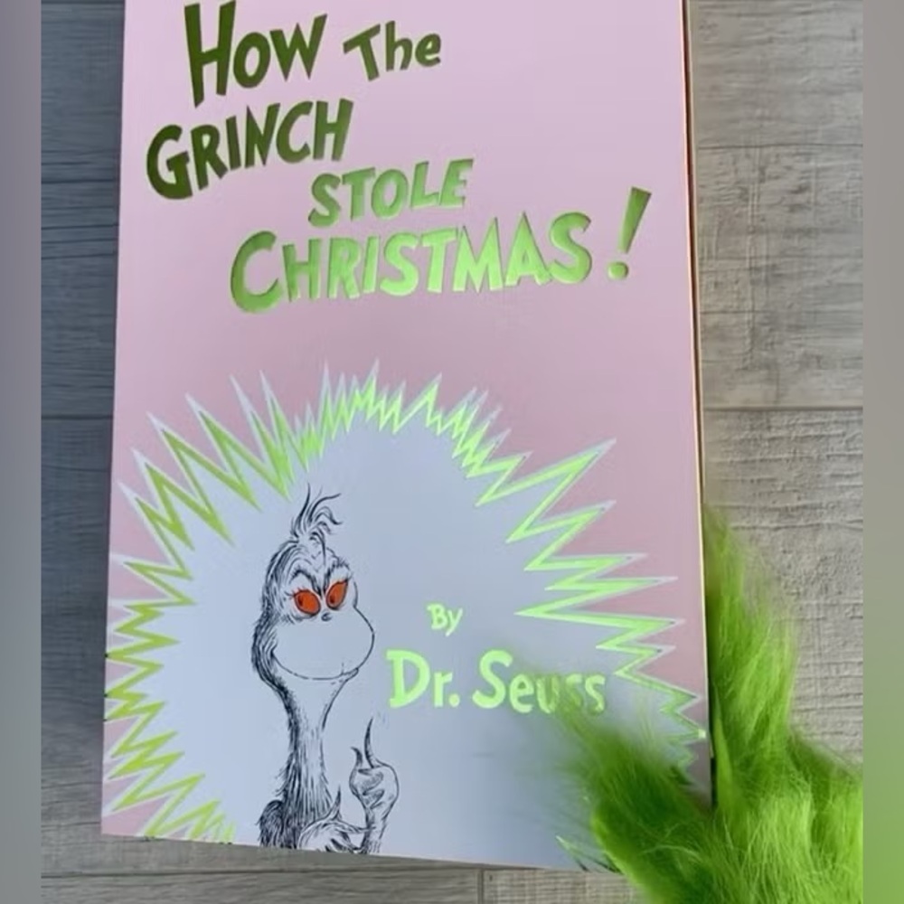 RARE! Kylie X The Grinch Holiday Collection  Kylie Cosmetics Collectors PR Box